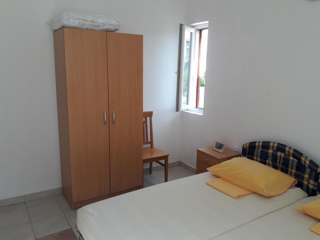 Apartments Jaram โบรดาริตซา ภายนอก รูปภาพ